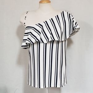 Banana republic tank top, size small, black and white